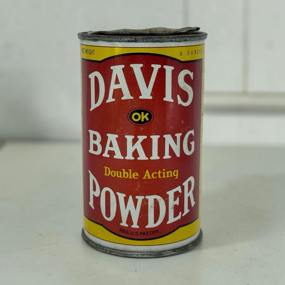 VTG 1950s Davis OK Baking Powder 8 Oz Full Tin Penick Ford Hoboken NJ Advertisin